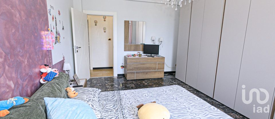 Appartamento 6 locali di 133 m² a Serra Riccò (16010)