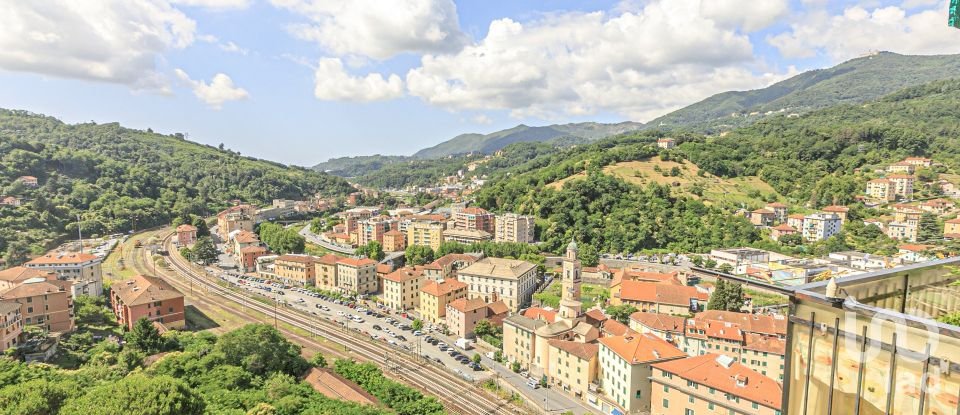 Appartamento 6 locali di 133 m² a Serra Riccò (16010)