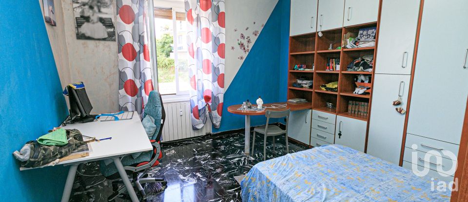 Appartamento 6 locali di 133 m² a Serra Riccò (16010)