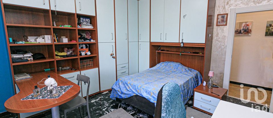 Appartamento 6 locali di 133 m² a Serra Riccò (16010)