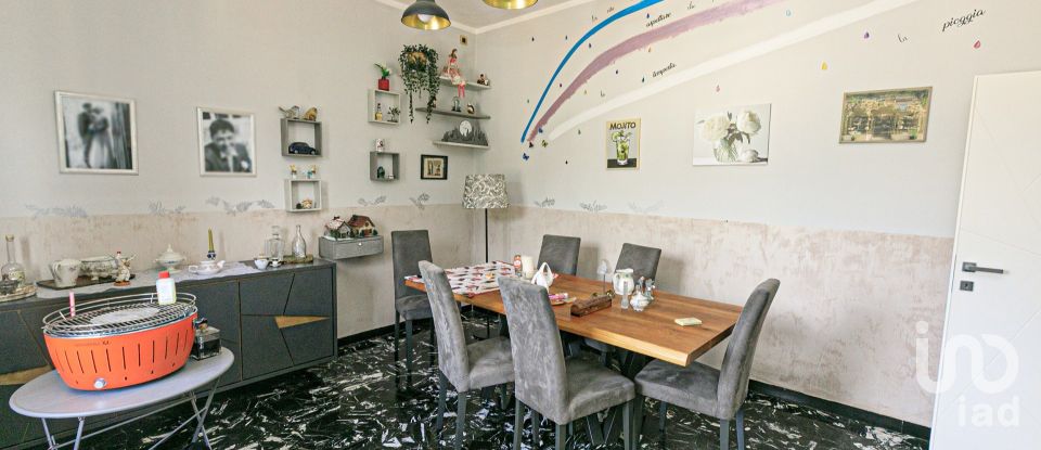 Appartamento 6 locali di 133 m² a Serra Riccò (16010)