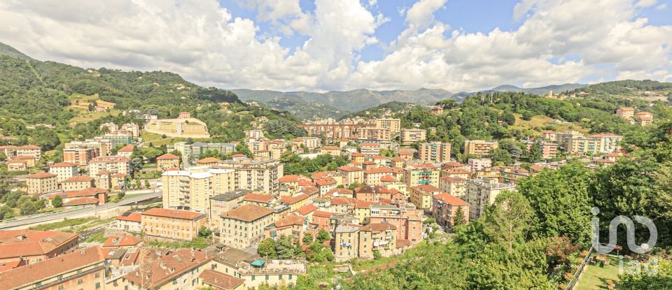 Appartamento 6 locali di 133 m² a Serra Riccò (16010)