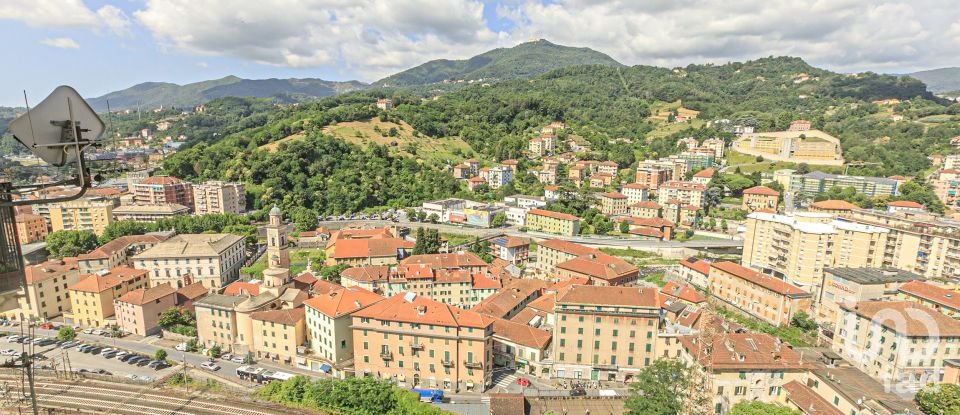 Appartamento 6 locali di 133 m² a Serra Riccò (16010)