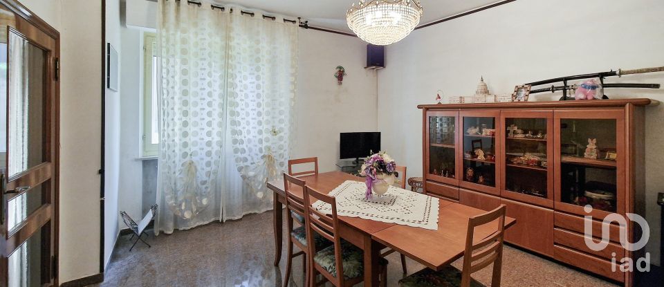Casa indipendente / Villa 7 locali di 206 m² in Sant'Elpidio a Mare (63811)