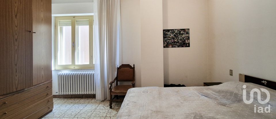 Casa indipendente / Villa 7 locali di 206 m² in Sant'Elpidio a Mare (63811)