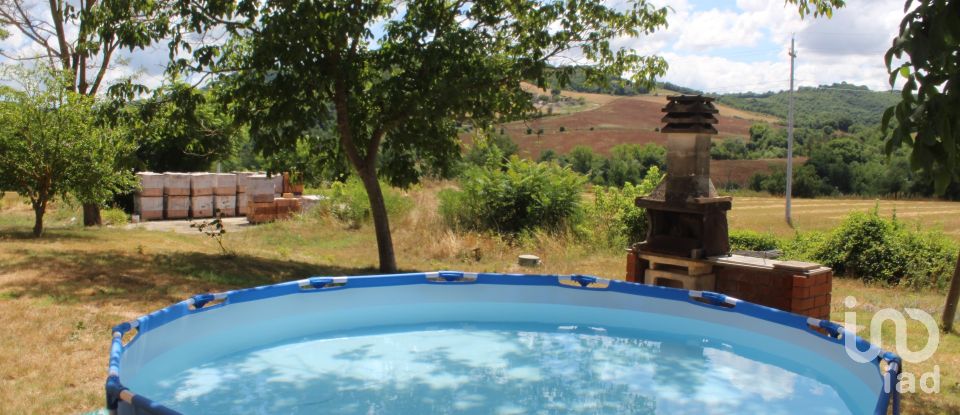 Casa indipendente 13 locali di 500 m² in Acqualagna (61041)