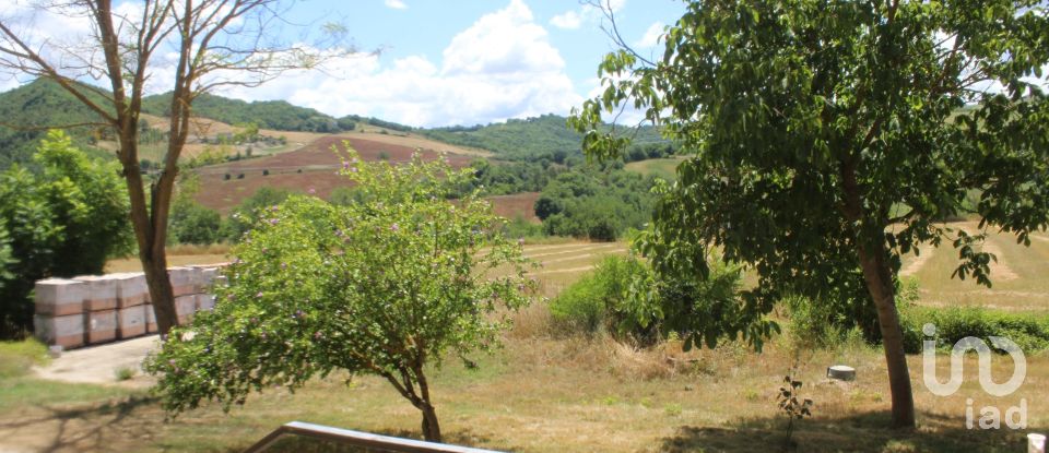 Casa indipendente 13 locali di 500 m² in Acqualagna (61041)