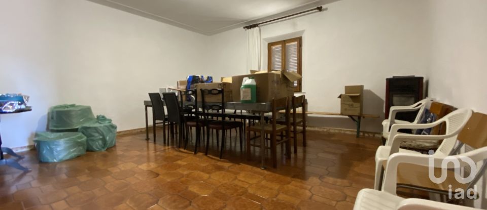 Rustico 18 locali di 498 m² in Chianciano Terme (53042)