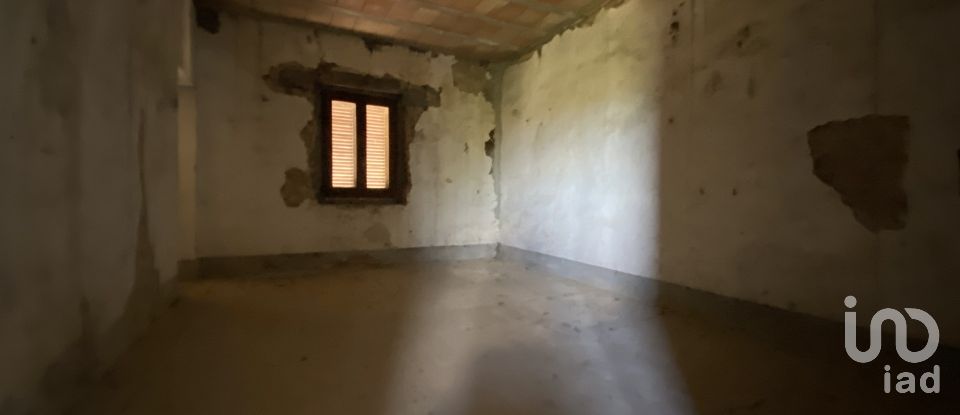 Rustico 18 locali di 498 m² in Chianciano Terme (53042)