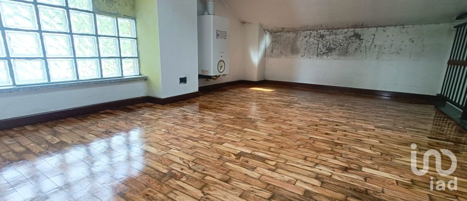 Appartamento 5 locali di 105 m² a Lanzo Torinese (10074)