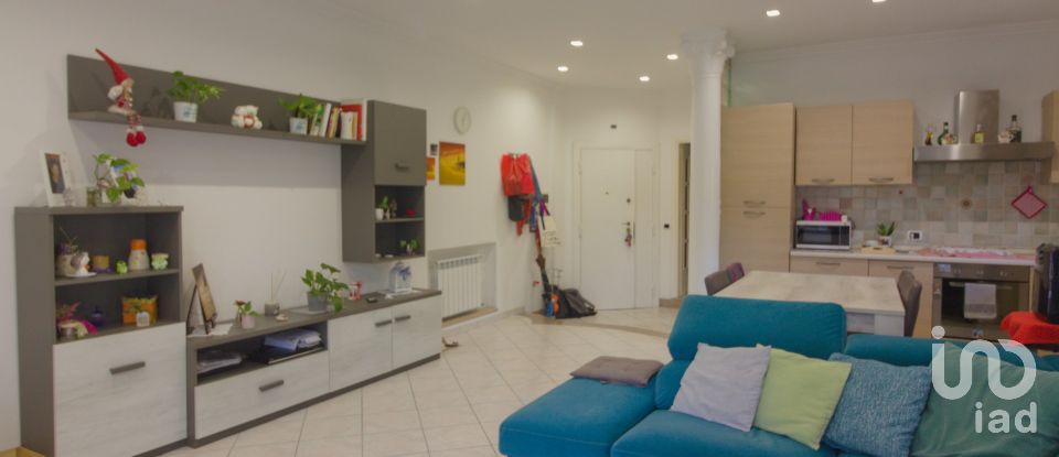 Appartamento 6 locali di 100 m² a Nettuno (00048)