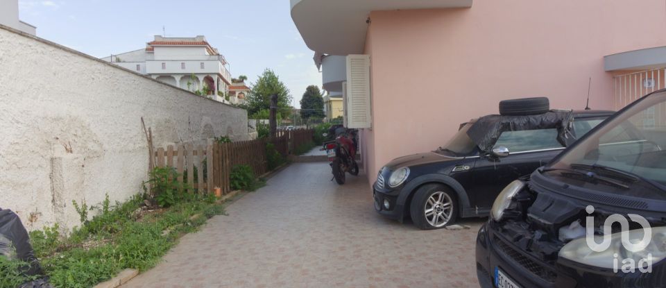 Appartamento 6 locali di 100 m² a Nettuno (00048)