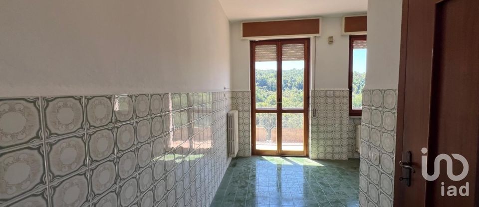 Appartamento 5 locali di 106 m² a Bagnone (54021)