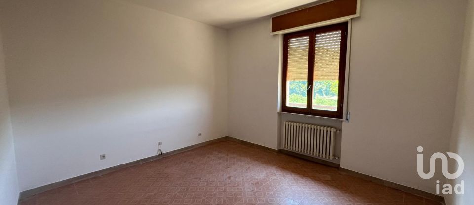 Appartamento 5 locali di 106 m² a Bagnone (54021)
