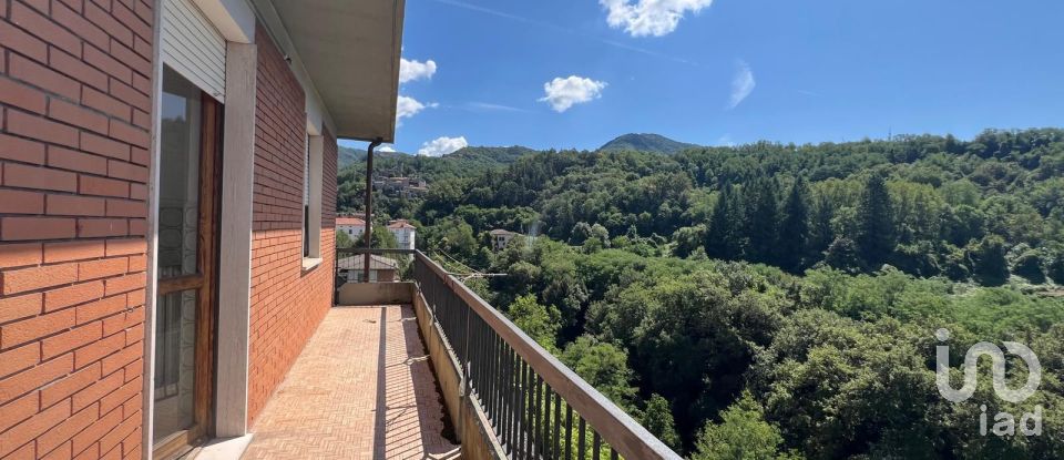 Appartamento 5 locali di 106 m² a Bagnone (54021)