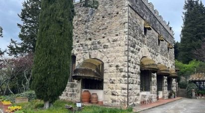 Casa indipendente 8 locali di 240 m² in Bagno a Ripoli (50012)