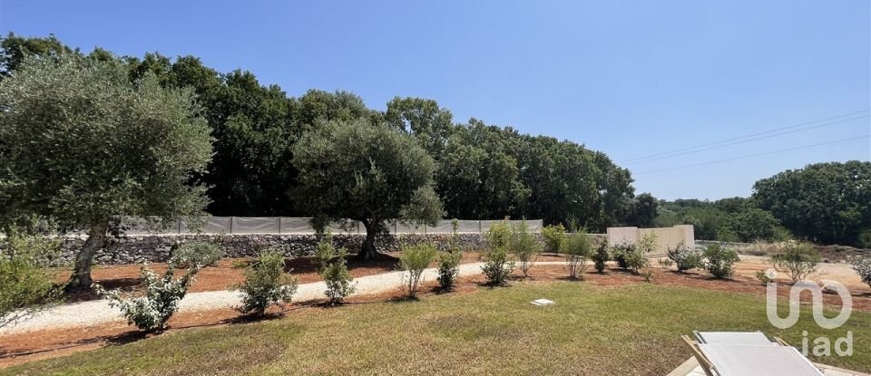 Trullo 5 locali di 100 m² in Cisternino (72014)