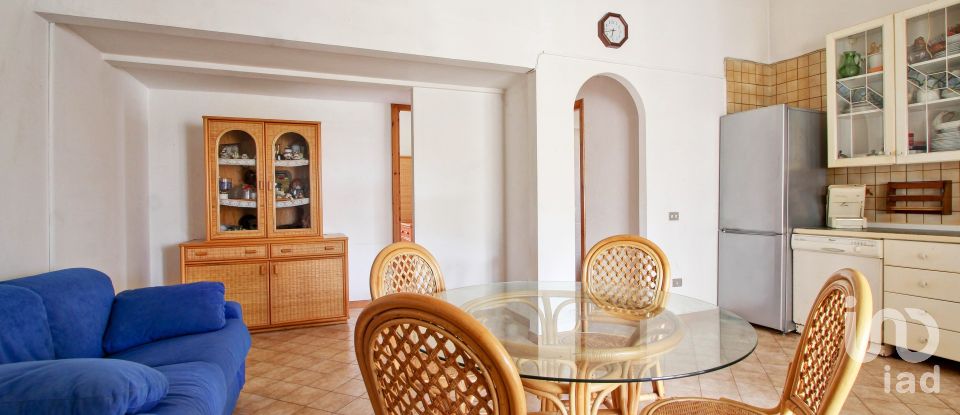 Casa indipendente 3 locali di 61 m² in Anzio (00042)