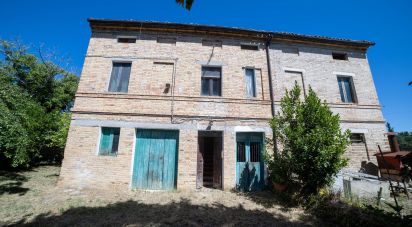 House 4 rooms of 129 m² in Treia (62010)