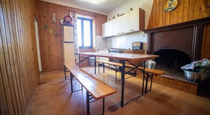 Casa indipendente / Villa 4 locali di 129 m² in Treia (62010)