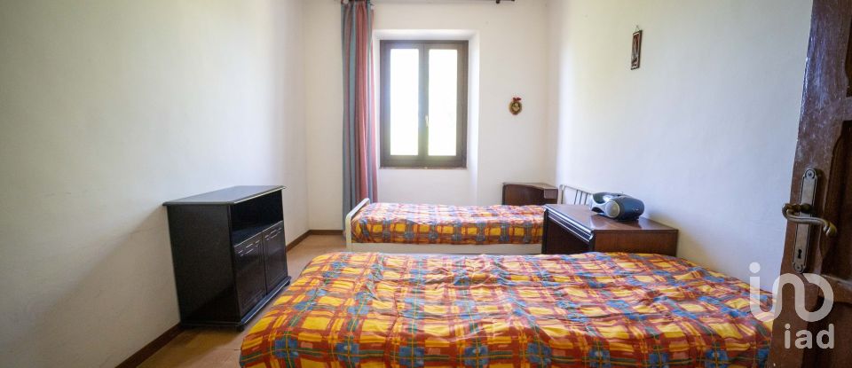 House 4 rooms of 129 m² in Treia (62010)