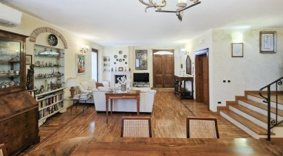 Casa indipendente 5 locali di 178 m² in Sant'Elpidio a Mare (63811)