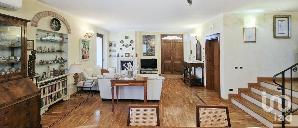 Casa indipendente 5 locali di 178 m² in Sant'Elpidio a Mare (63811)