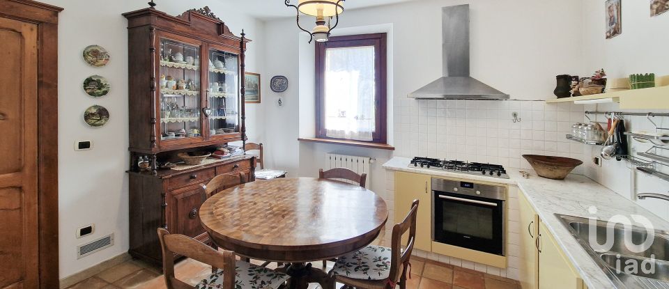 Casa indipendente 5 locali di 178 m² in Sant'Elpidio a Mare (63811)