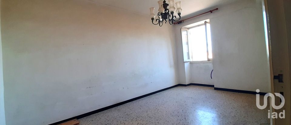 Palazzo / Stabile 9 locali di 220 m² a Arnasco (17032)