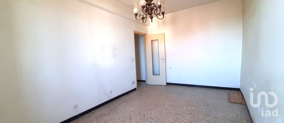 Palazzo / Stabile 9 locali di 220 m² a Arnasco (17032)