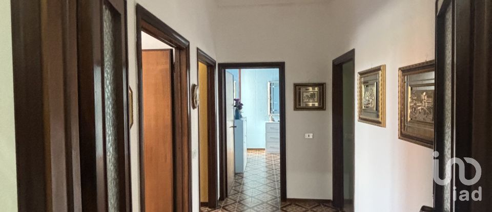 Quadrilocale di 116 m² a Tavarnelle Val di Pesa (50028)