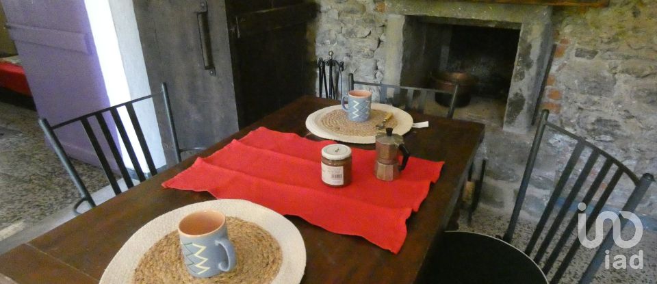 Casa indipendente 6 locali di 100 m² in Carro (19012)