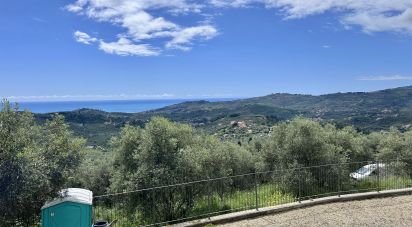 Casa indipendente / Villa 5 locali di 190 m² in Imperia (18100)