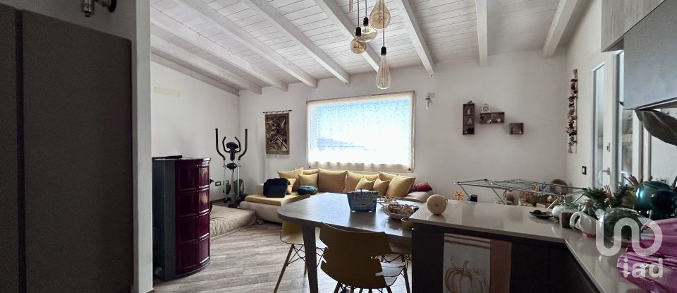 Casa indipendente / Villa 5 locali di 190 m² in Imperia (18100)
