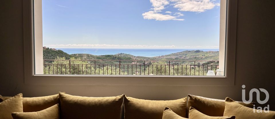 Casa indipendente / Villa 5 locali di 190 m² in Imperia (18100)