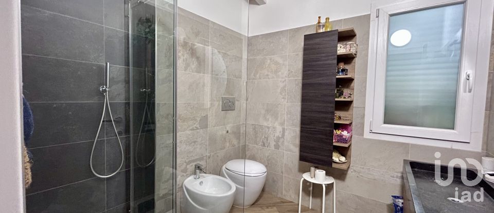 Casa indipendente / Villa 5 locali di 190 m² in Imperia (18100)