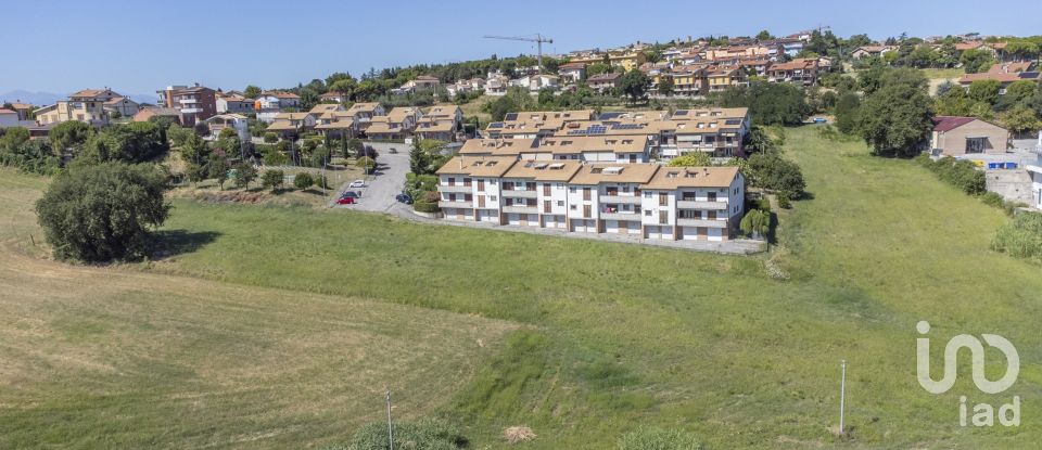 Terreno di 6.098 m² in Recanati (62019)