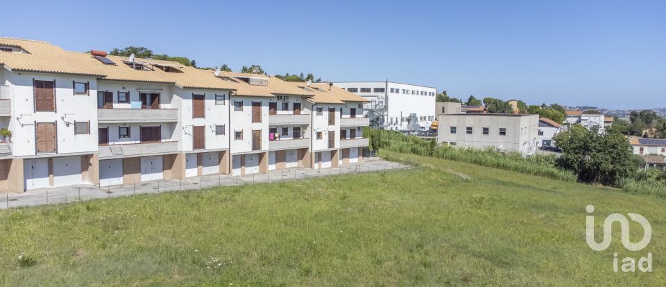 Terreno di 6.098 m² in Recanati (62019)
