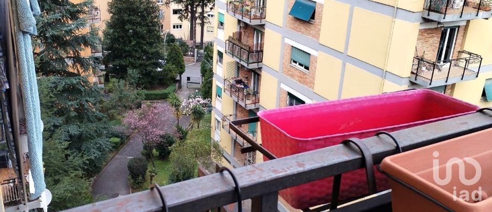 Appartamento 5 locali di 107 m² a Roma (00139)