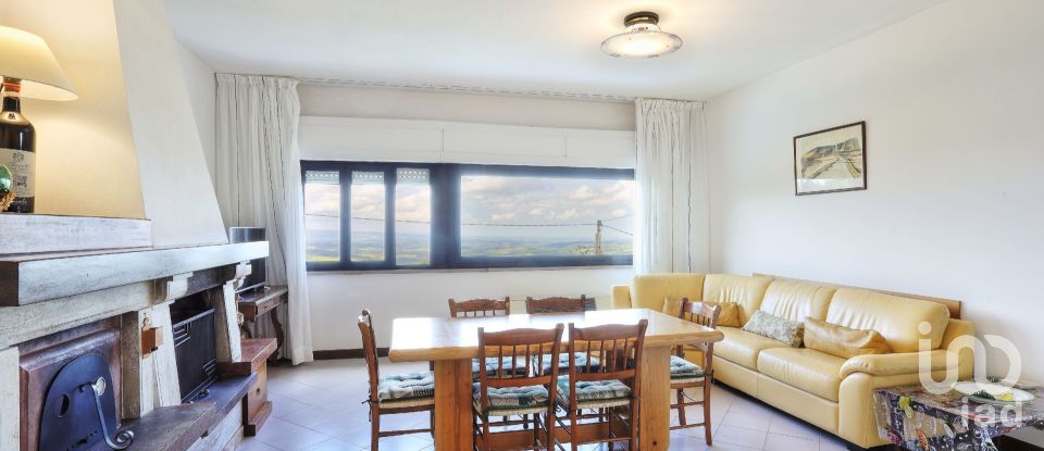 Villa Bifamiliare 6 locali di 150 m² in Montaione (50050)