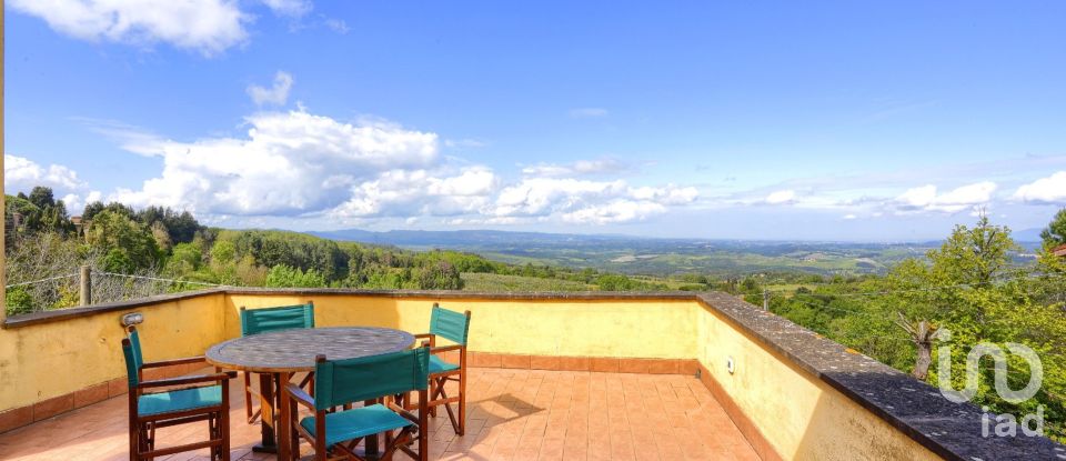 Villa Bifamiliare 6 locali di 150 m² in Montaione (50050)