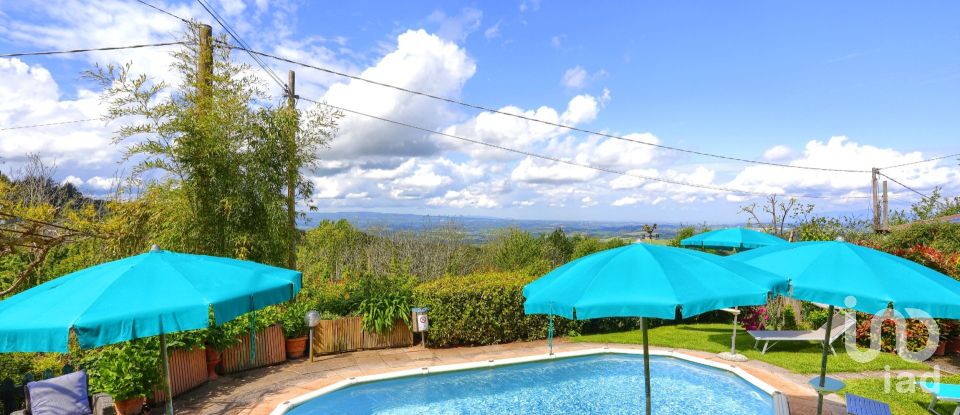 Villa Bifamiliare 6 locali di 150 m² in Montaione (50050)