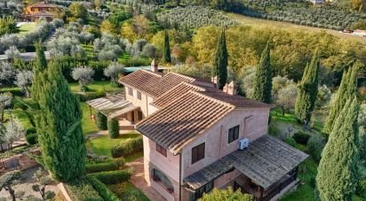 Casale 12 locali di 430 m² in Montaione (50050)