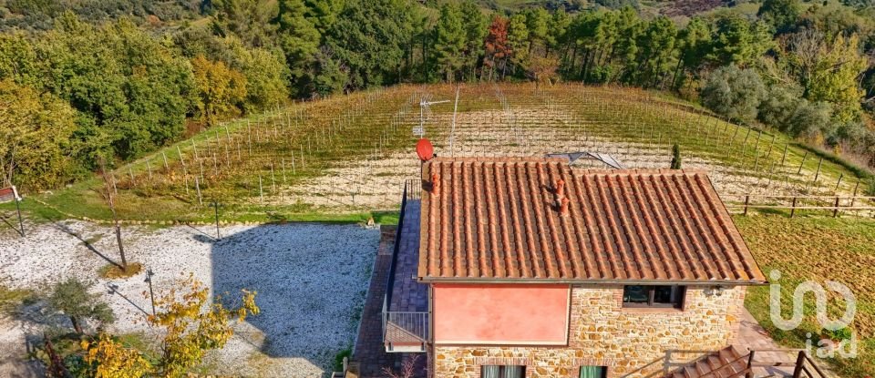 Farm 12 rooms of 430 m² in Montaione (50050)