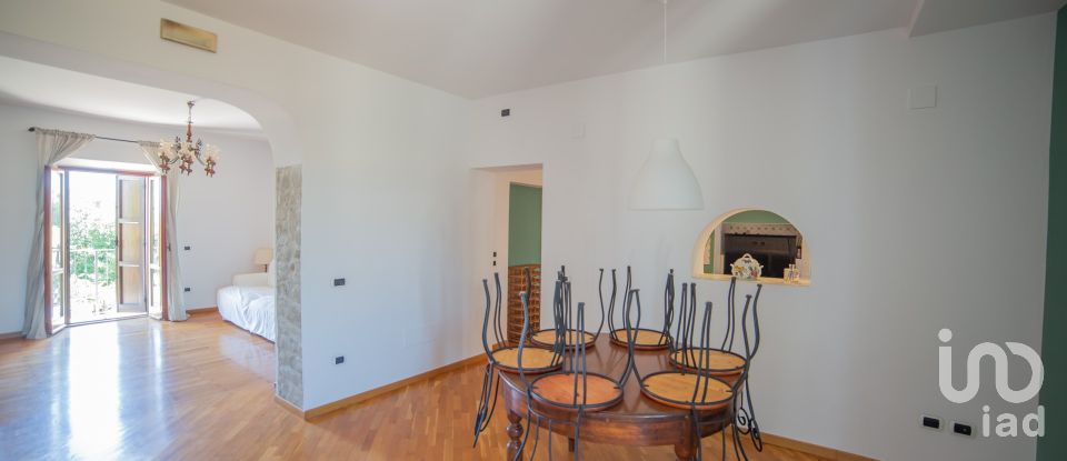Casa indipendente 0 locali di 370 m² in Senigallia (60019)