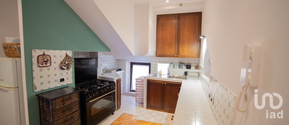 Casa indipendente 0 locali di 370 m² in Senigallia (60019)