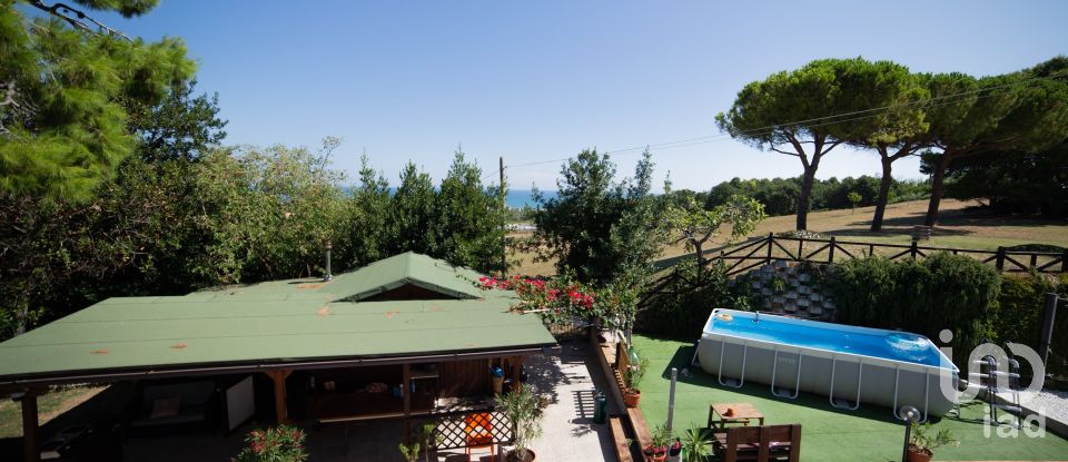 Casa indipendente 0 locali di 370 m² in Senigallia (60019)