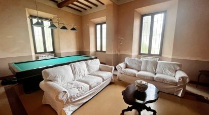 Casale 7 locali di 220 m² in Figline Valdarno (50063)