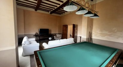 Casale 7 locali di 220 m² in Figline Valdarno (50063)