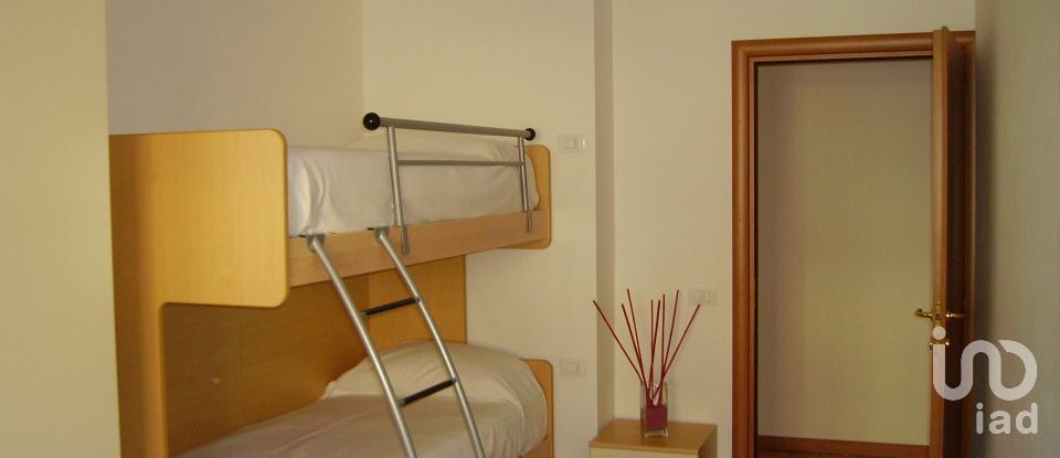 Costruzione di 1.450 m² in Vezza d'Oglio (25059)